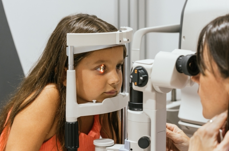 Child eye examination at eye hospital